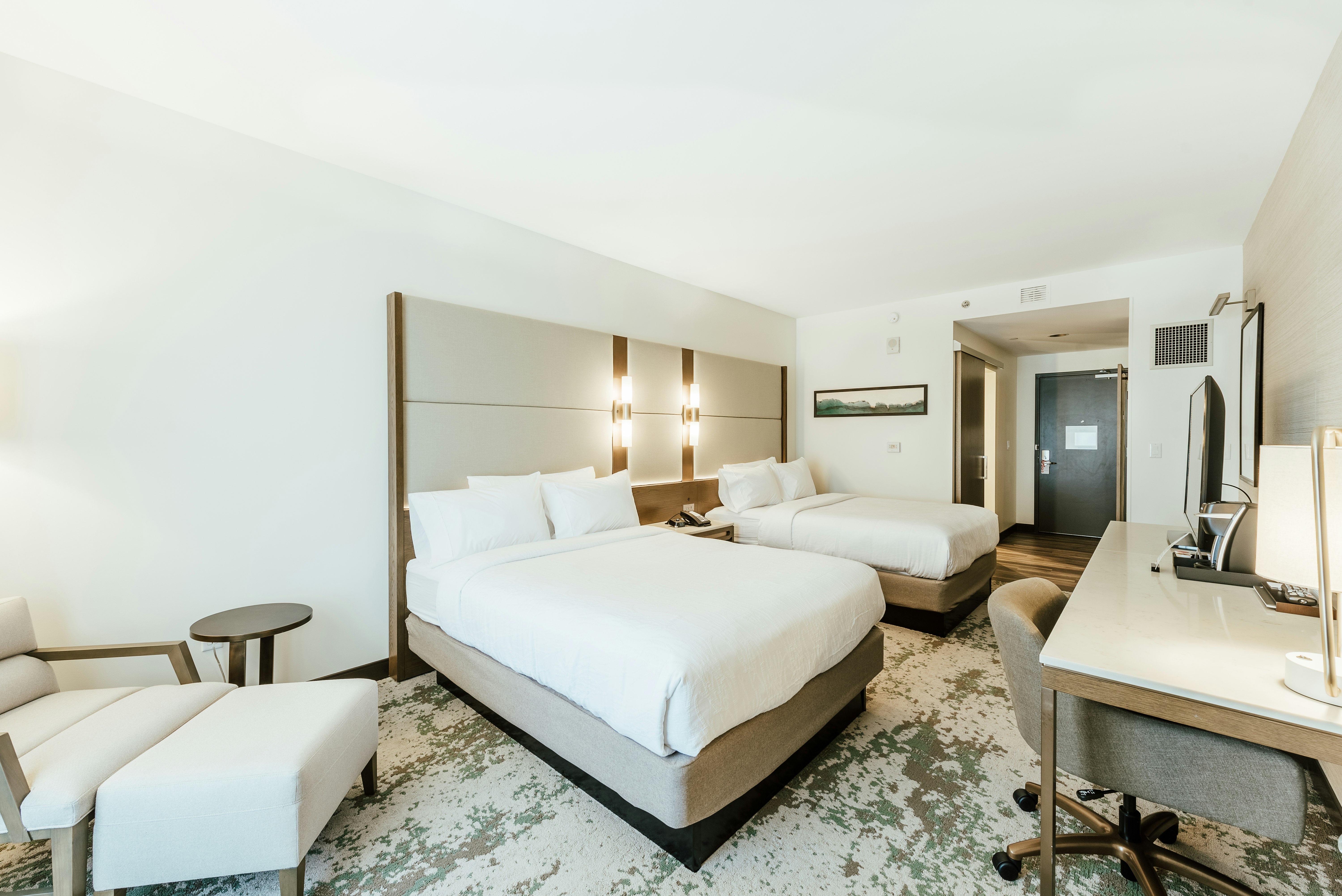room, 2 queen beds