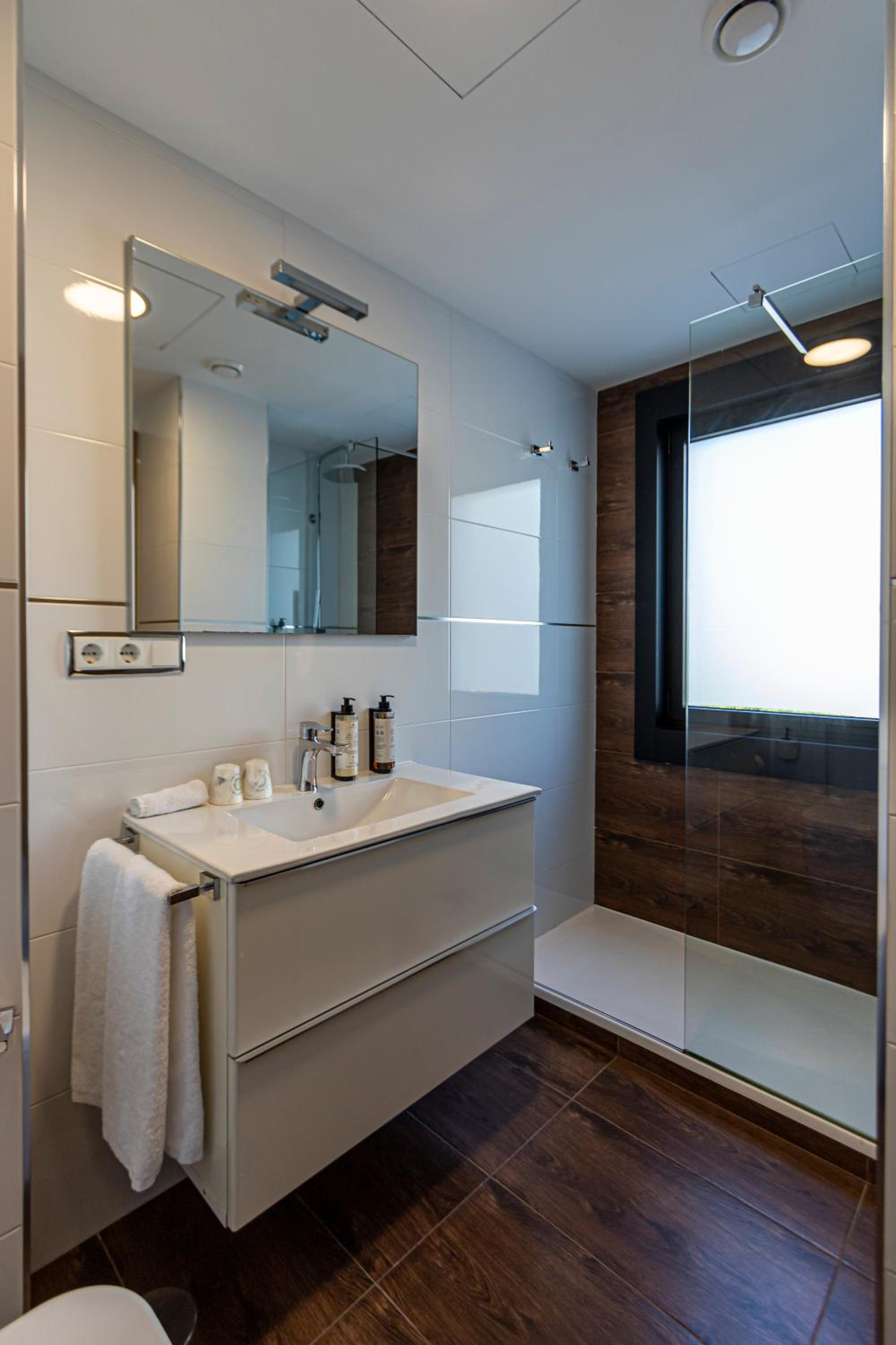 غرفة ثلاثية بإطلالة، HOTEL INFFINIT SANXENXO PLAYA 6/6