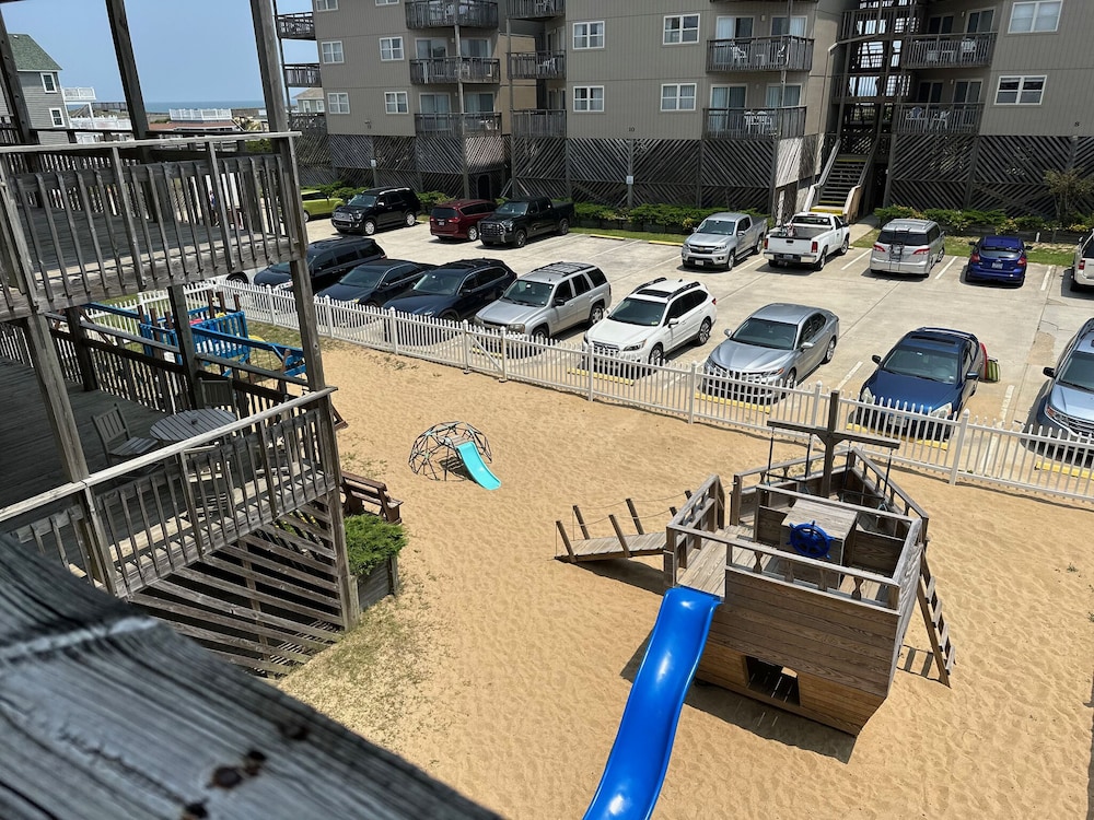 Outer Banks Beach Club 37/51