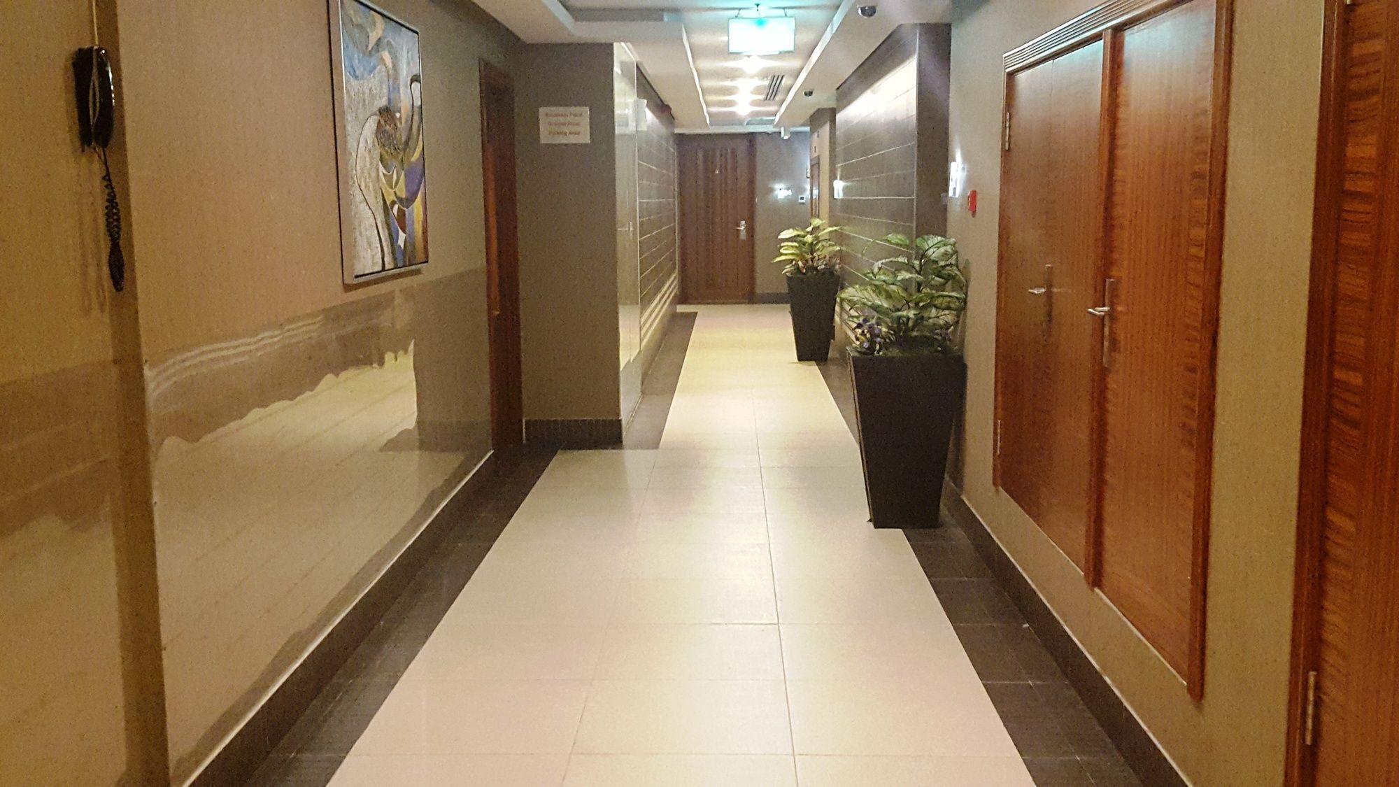 Beach Hotel Apartments