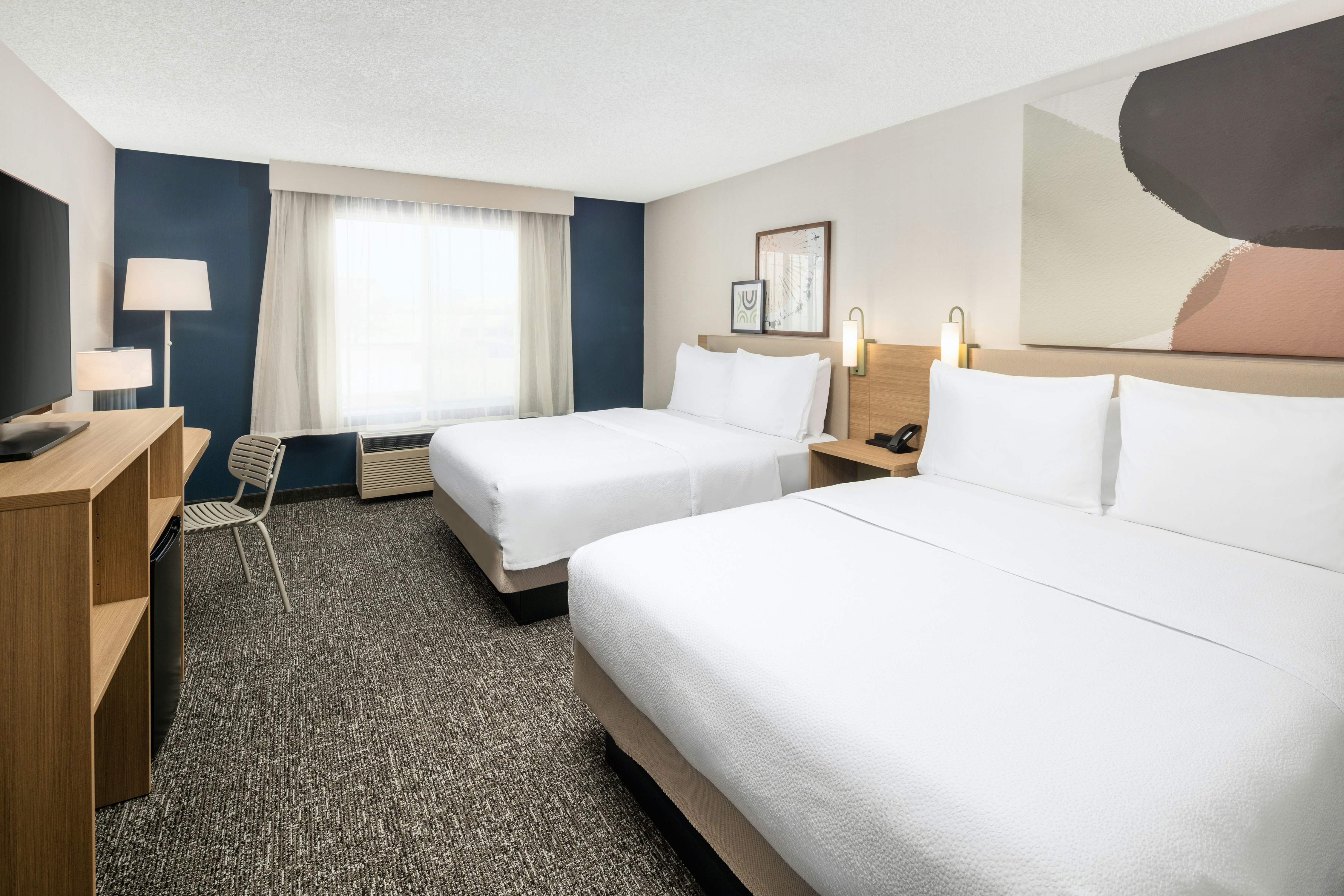 ROOM, 2 QUEEN BEDS, SOFA