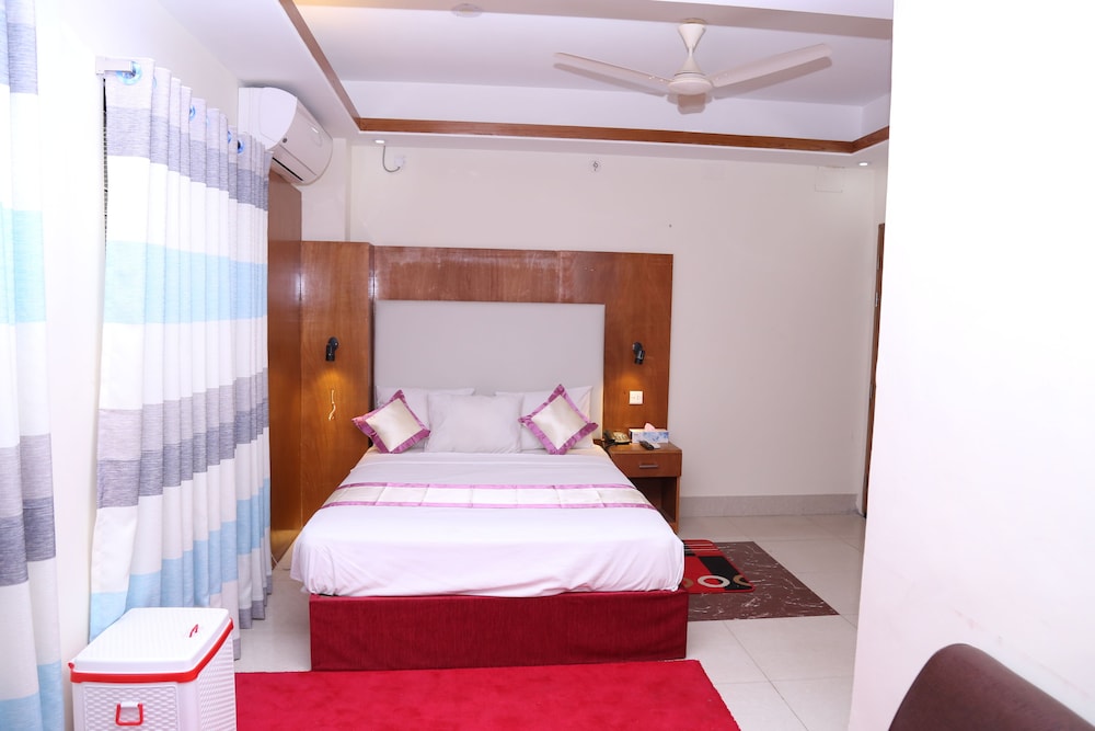 Platinum Hotel Ltd 14/28