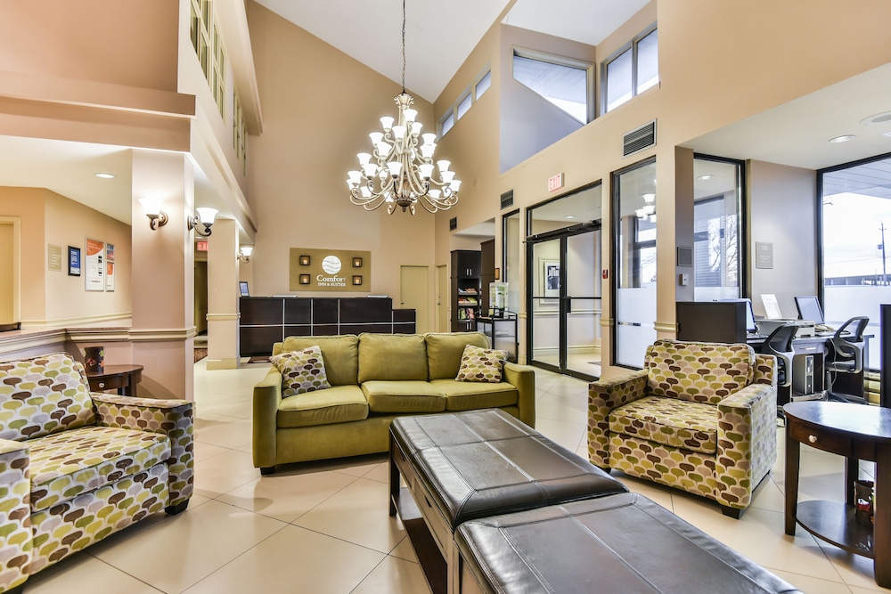 Comfort Inn & Suites Ambassador Bridge 23/39