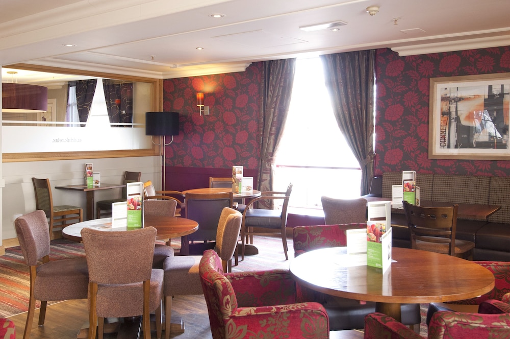 Premier Inn London County Hall 24/49