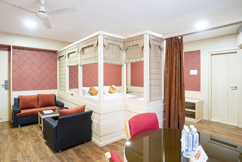 HOTEL INFINITI 41/55