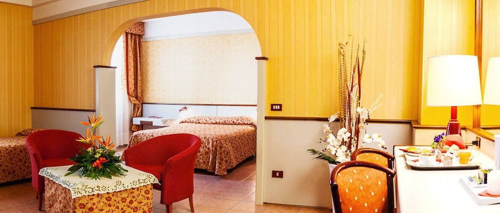 Maxim Hotel 29/70