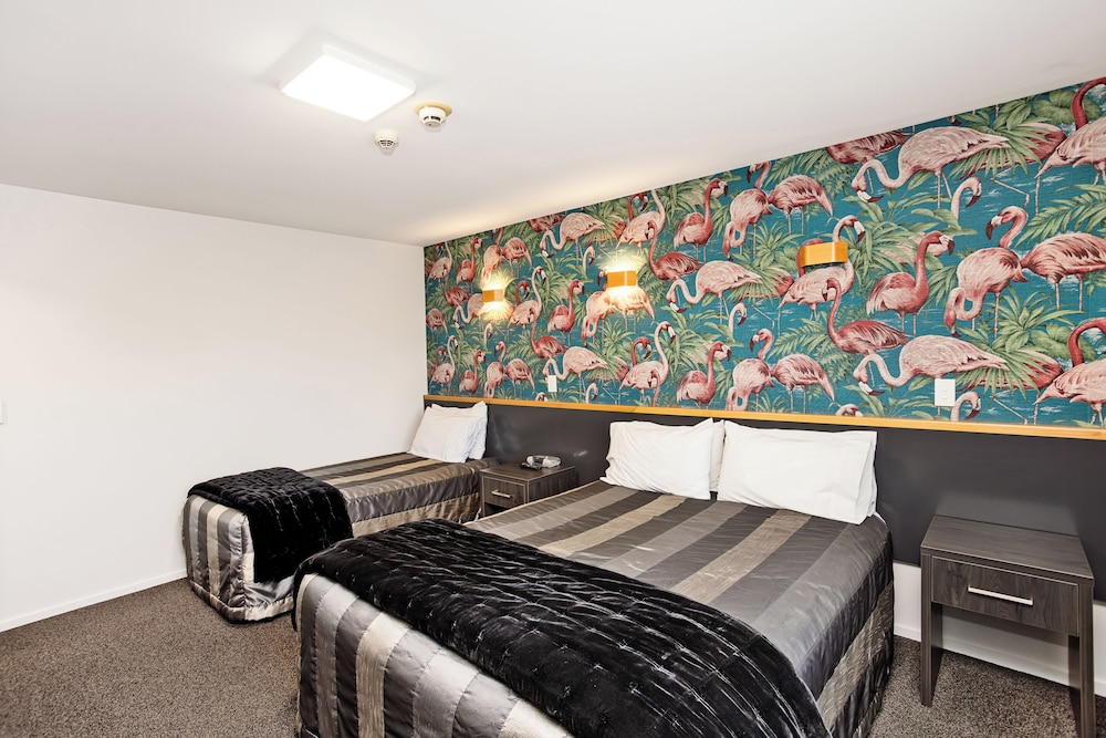 Balmoral Lodge Motel 27/59