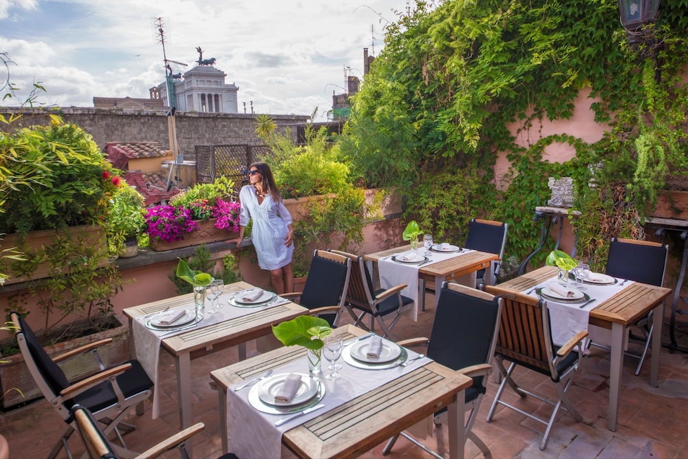 The Inn At The Roman Forum 114/126
