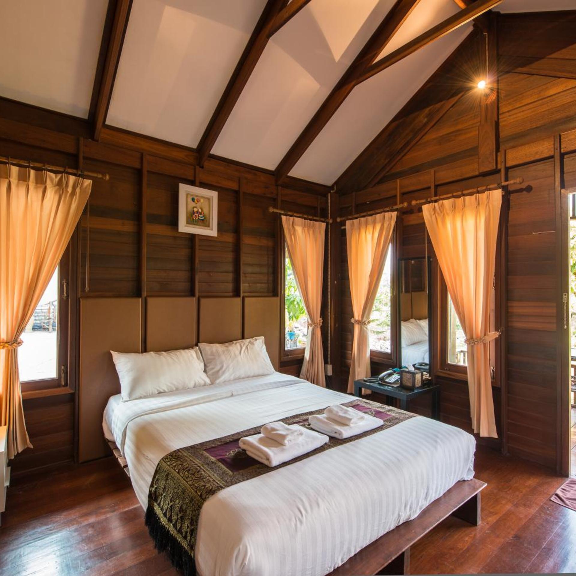 1 Bedroom, House