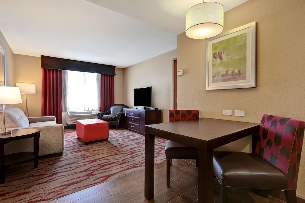 Homewood Suites by Hilton Albuquerque Airport 32/56