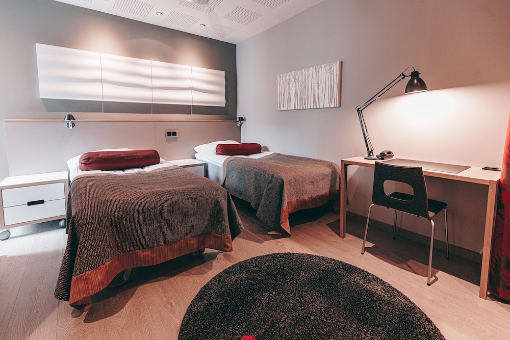 Centro Hotel 37/53