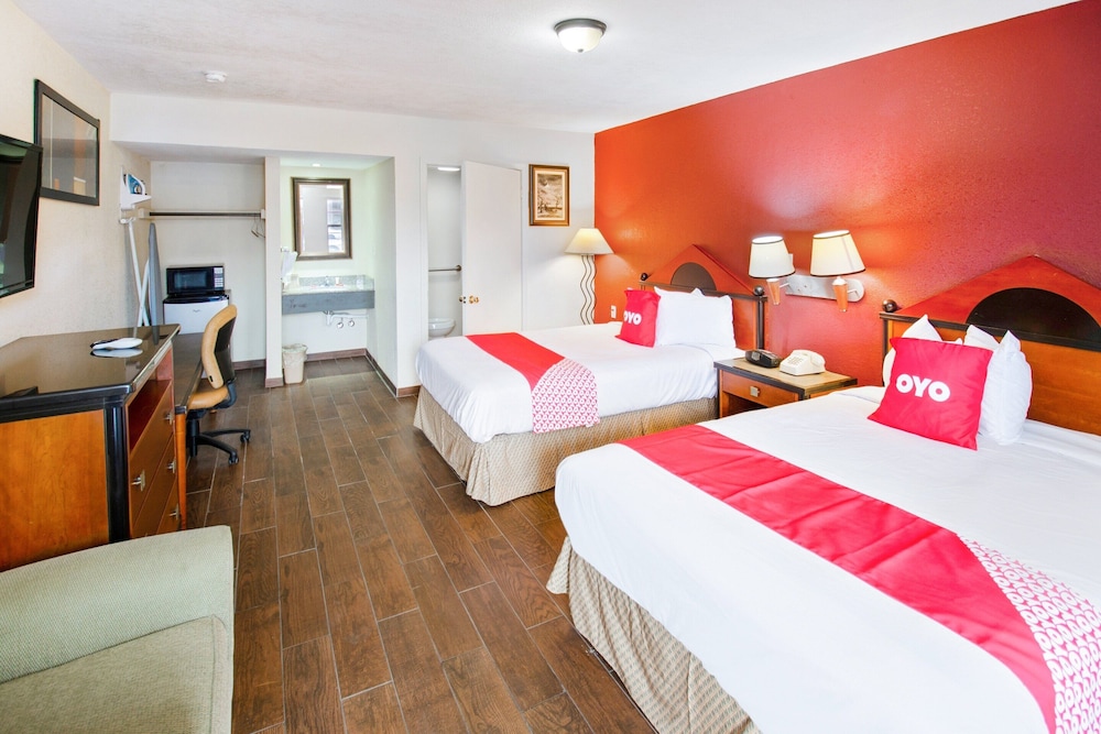 Hotel Blytheville AR I-55 12/33