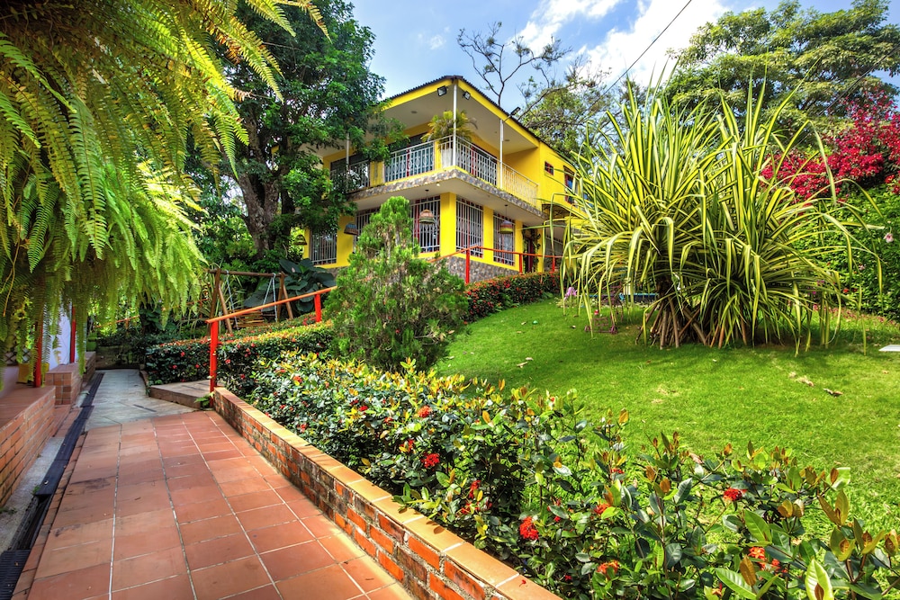 Chunuu Hostal y Glamping Minca 43/50