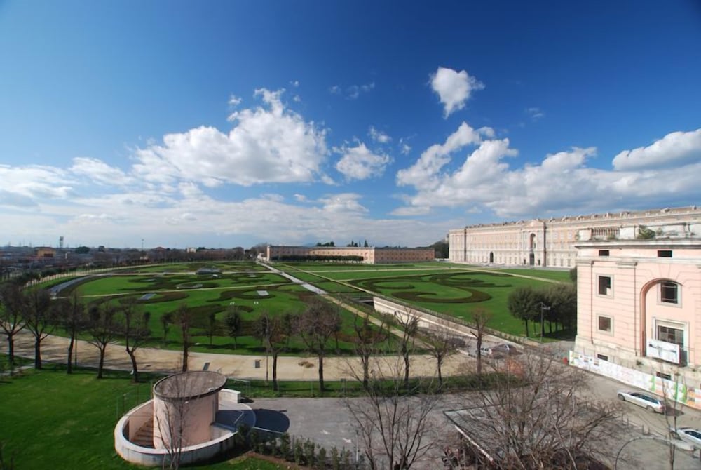 Hotel Royal Caserta 45/50