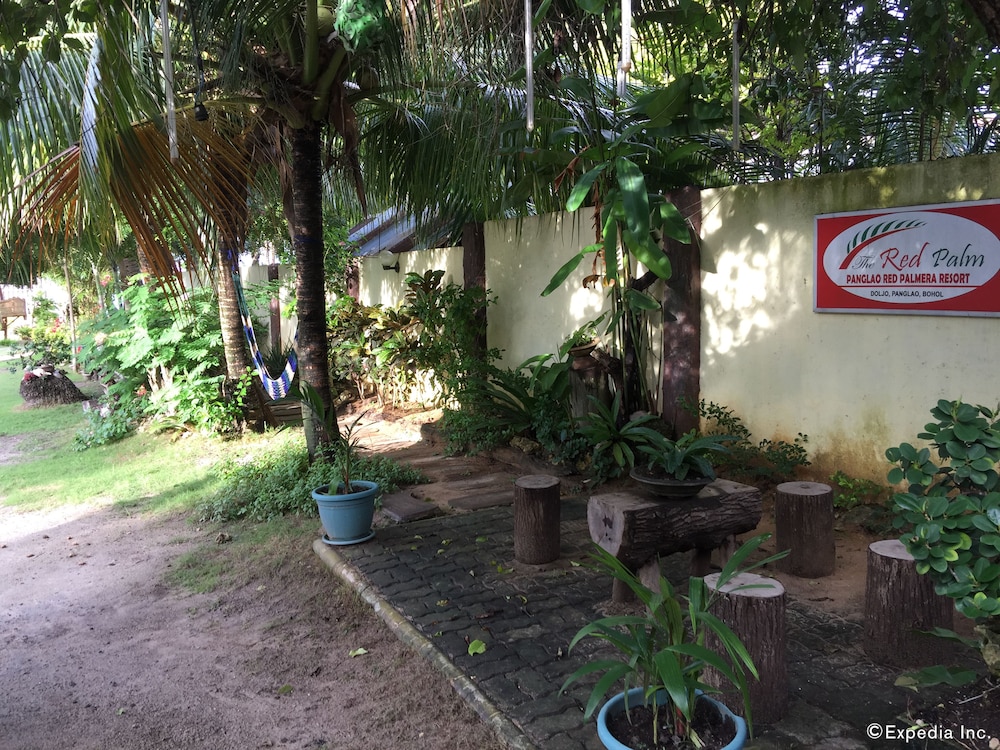 The Red Palm Resort 23/26