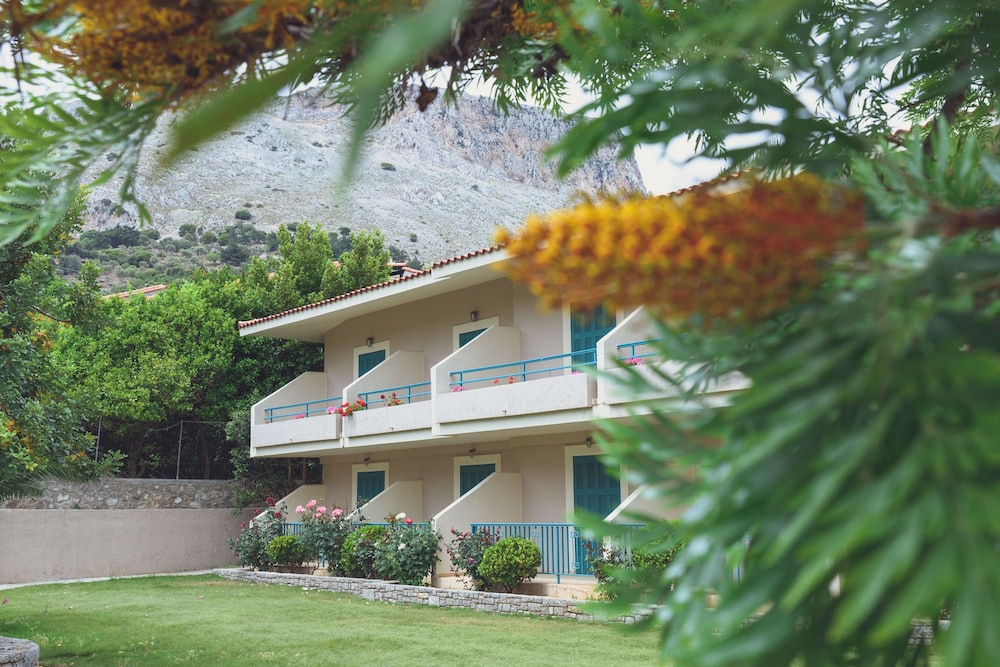 Kyveli Apartments 44/50