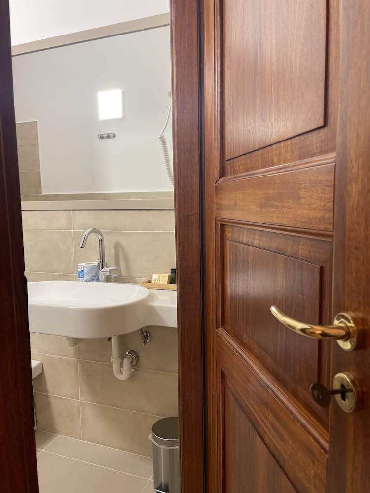 Hotel Villa de Pasquale 52/54