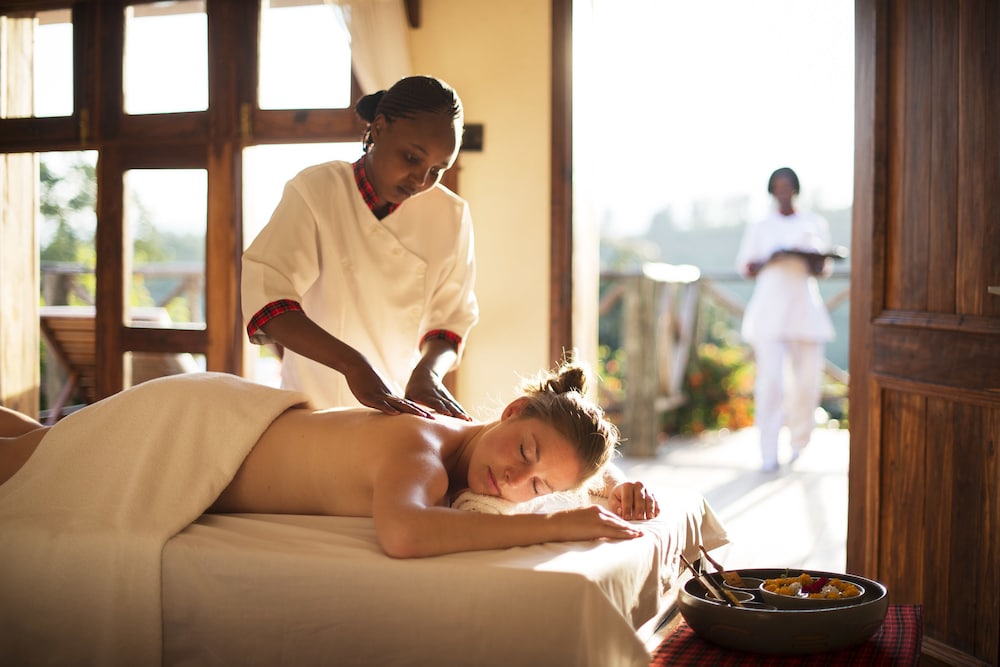 Neptune Ngorongoro Luxury Lodge - All Inclusive 7/50