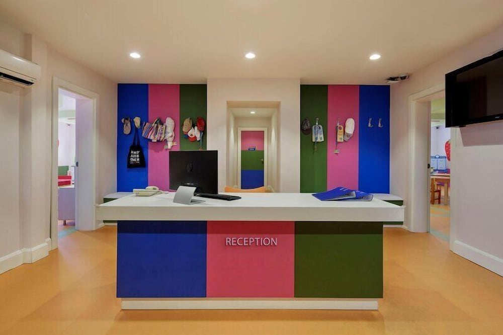 Bellis Deluxe Hotel 16/89