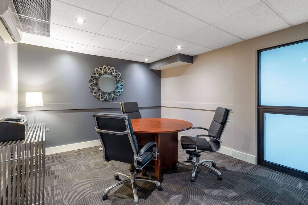 Ramada By Wyndham Northern Grand Hotel Conference Centre 48/58