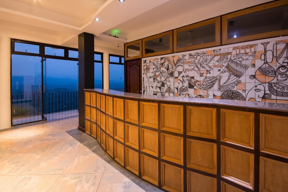 Ceyloni Panorama Resort 3/59