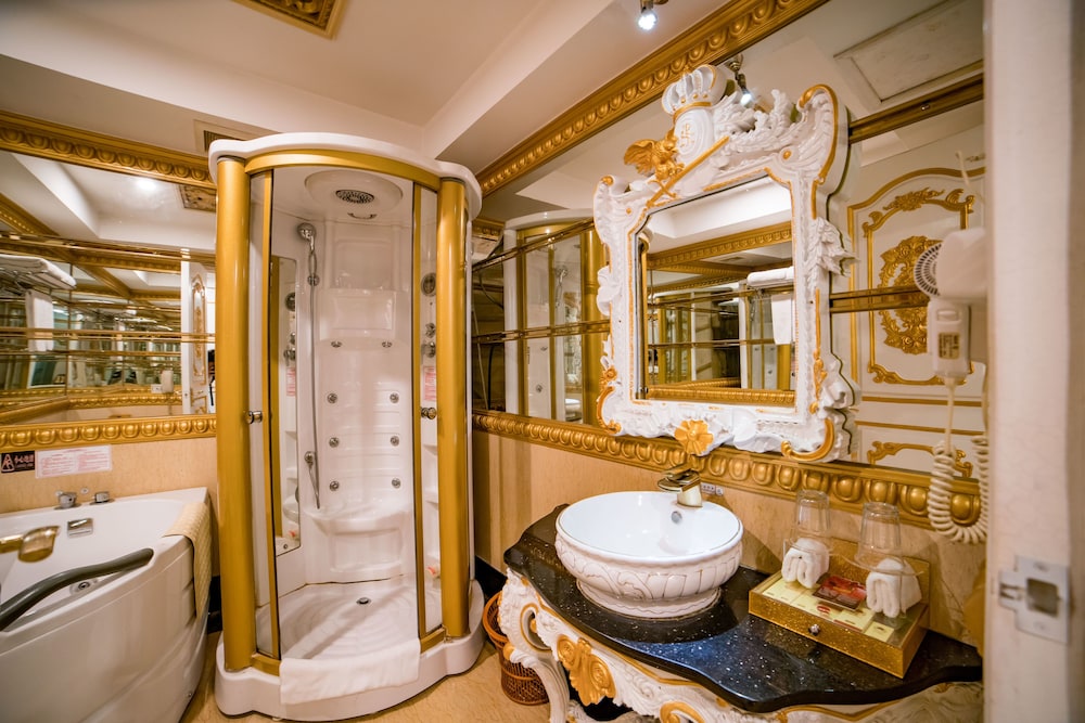 NANYANG KING'S GATE HOTEL 47/47