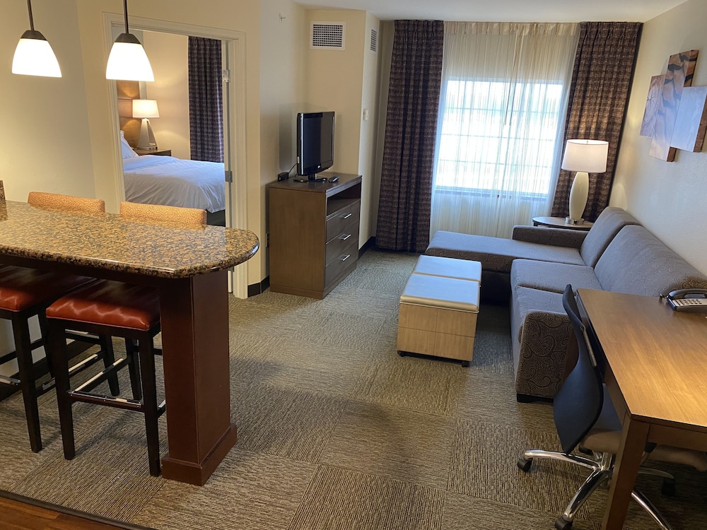 Staybridge Suites Great Falls 47/81