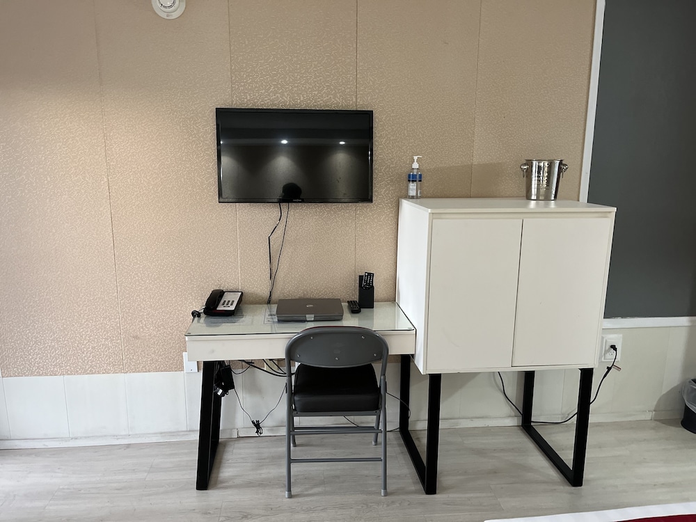 Travelodge by Wyndham Orlando / Heart of International Drive 25/38