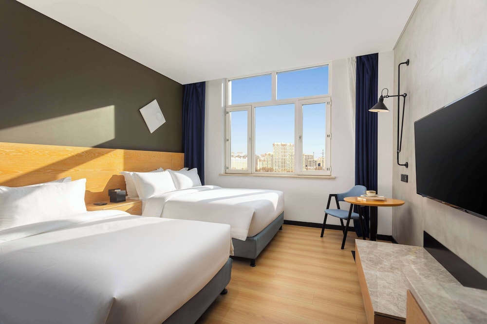 Superior, Twin Beds