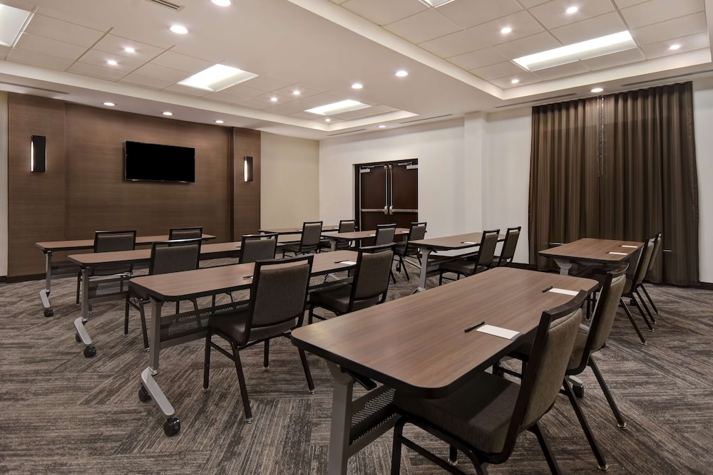 Hyatt Place Huntsville 44/53