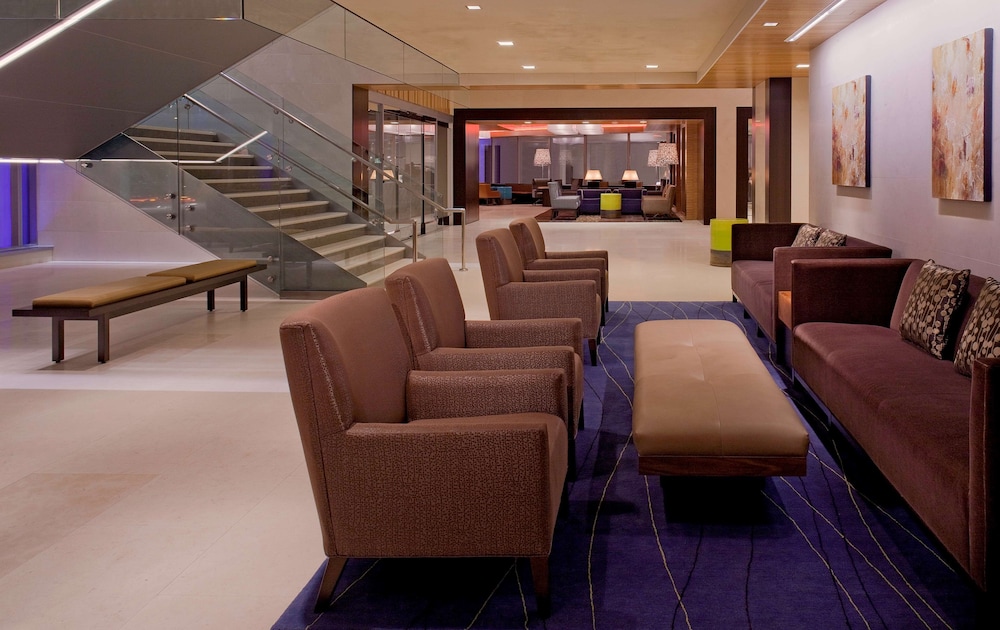 Hyatt At Olive 8 51/69