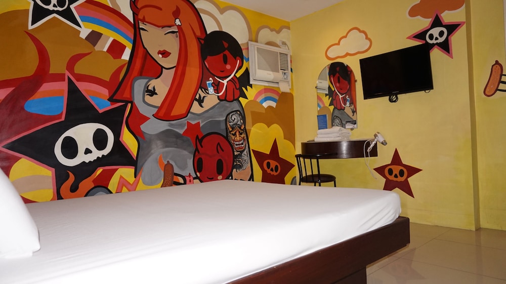 Harts Hotel Quezon City 13/30