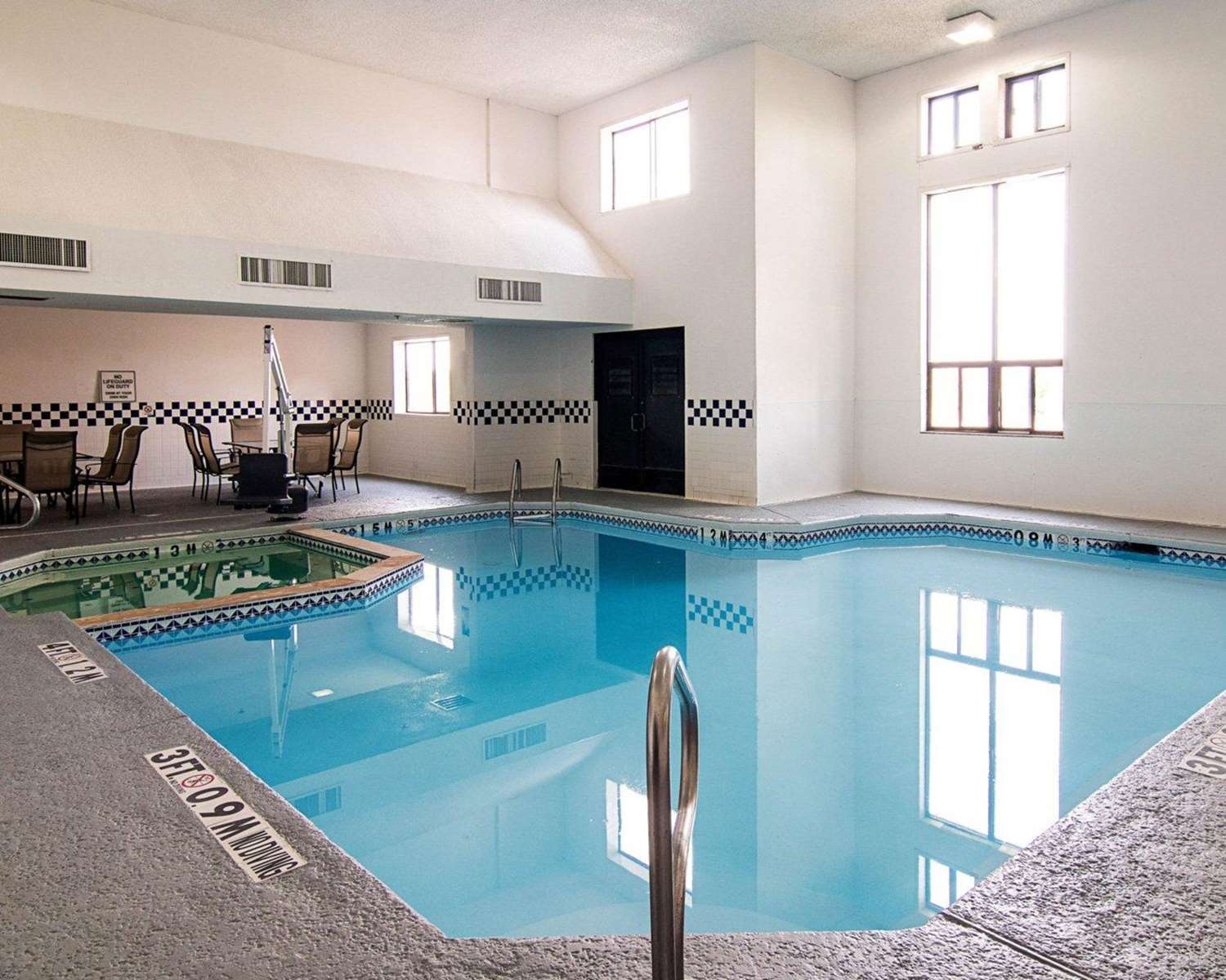 Quality Inn Midland TX 15/24