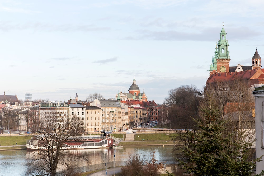 Cracow Riverside Aparthotel 44/50