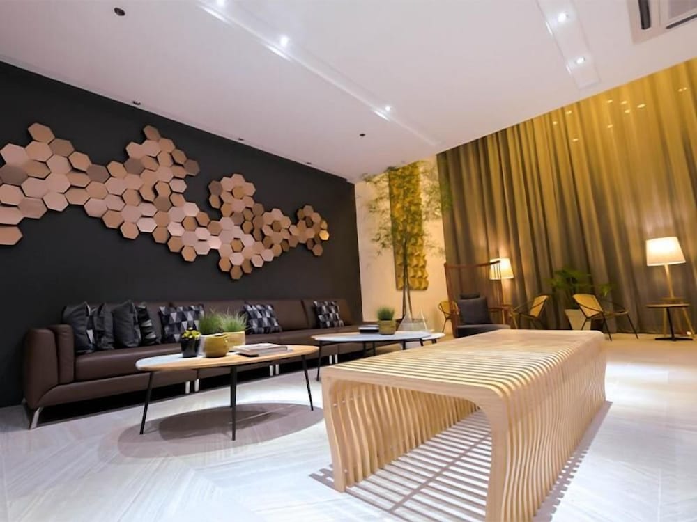 Avior Hotel General Santos 5/34