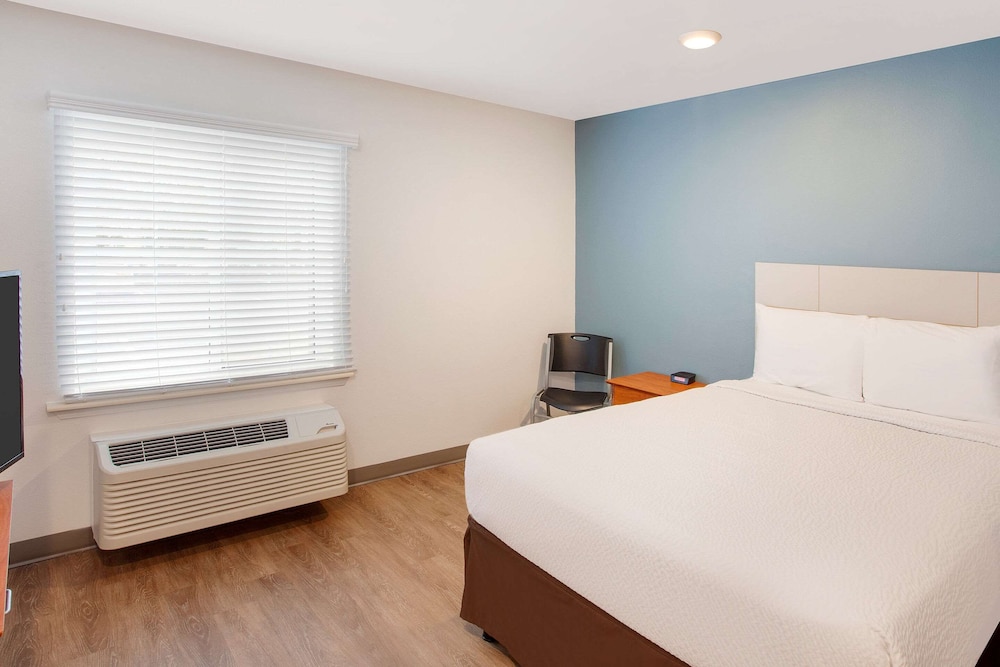 STANDARD, DOUBLE BED, ACCESSIBLE