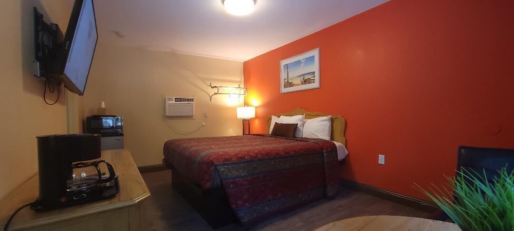 LAKEVIEW INN LUCERNE 14/66