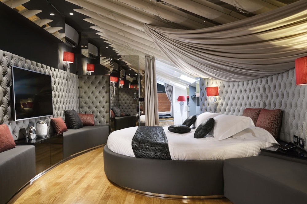 Lifestyle Suites Rome 48/74