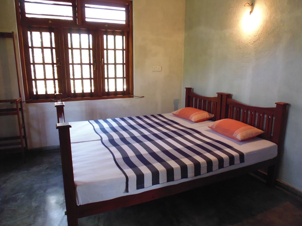 Lanrich Villa 7/20