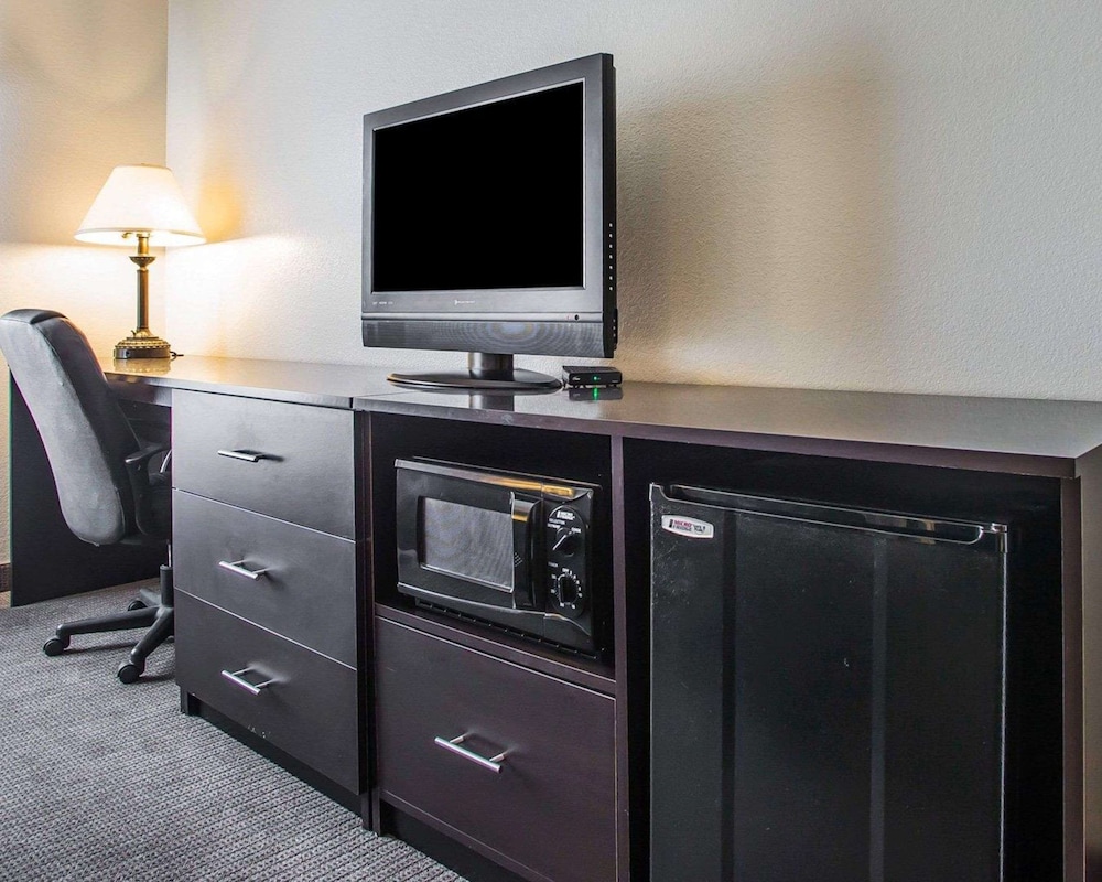 Sleep Inn & Suites Wisconsin Rapids, WI 19/35