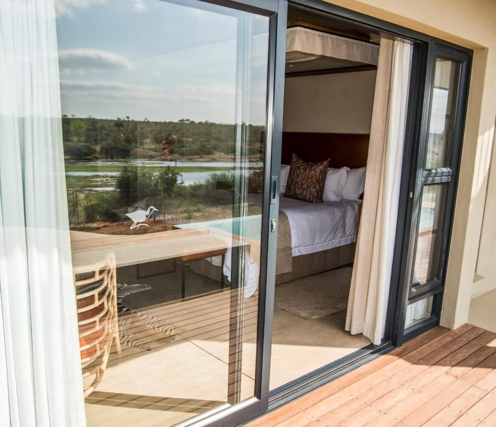 Jacana River Lodge 15/50