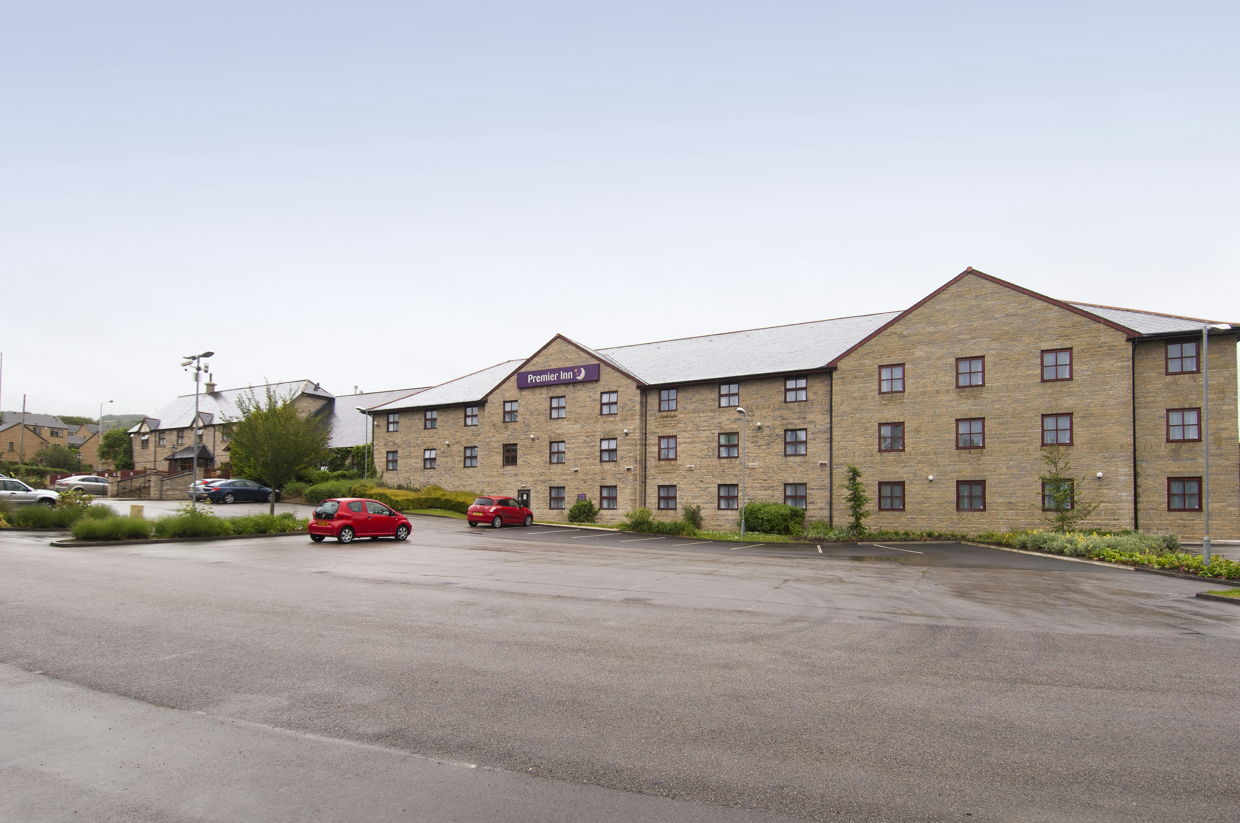 Premier Inn Bradford North (Bingley) 7/52