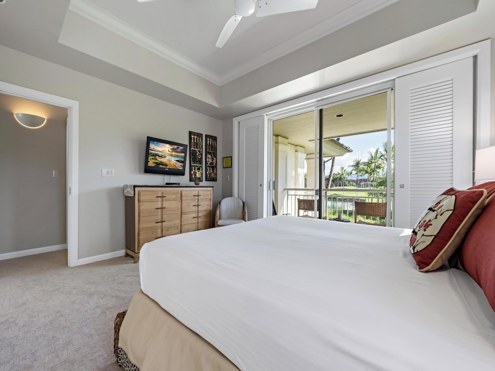 2 BEDROOMS, CONDO, OCEAN VIEW