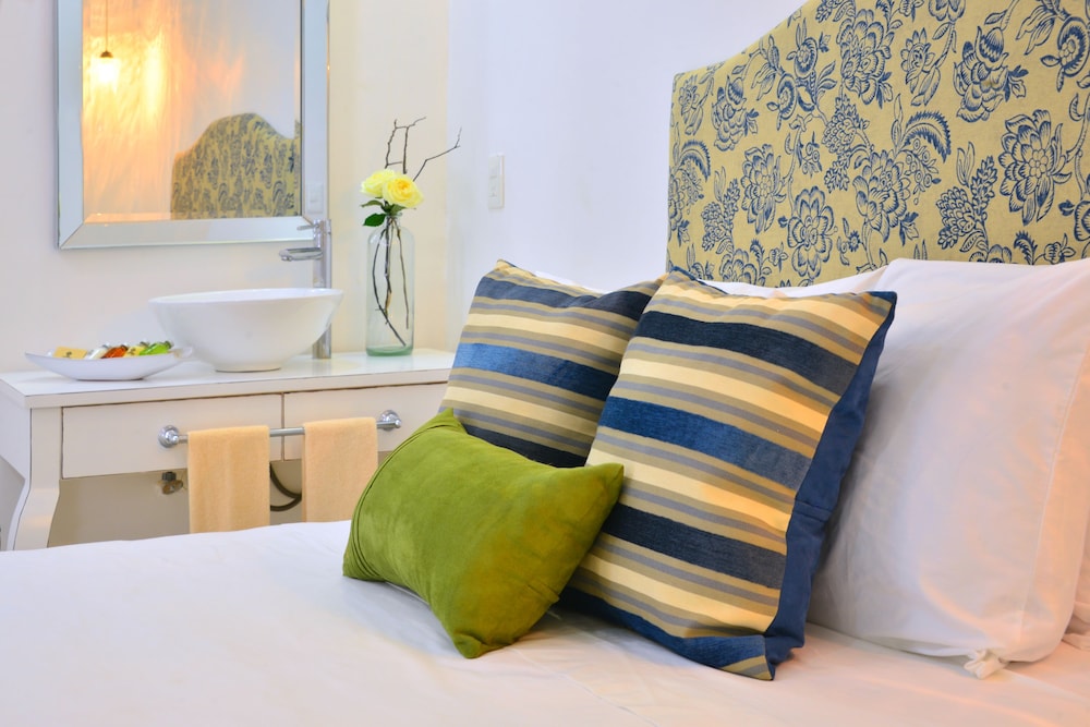 Unic Design Hotel 35/50