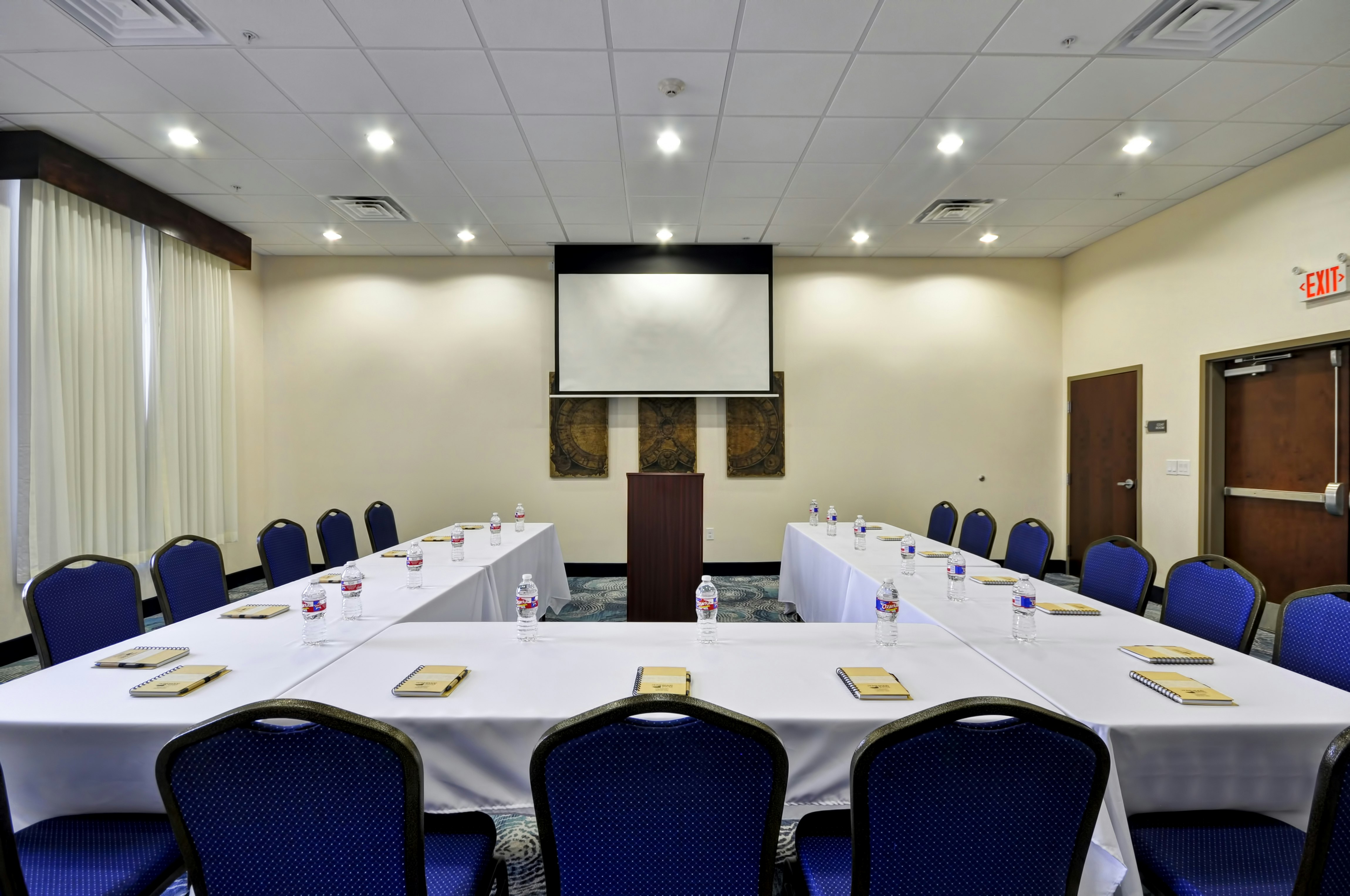 HOMEWOOD SUITES BY HILTON NEW BRAUNFELS 64/81