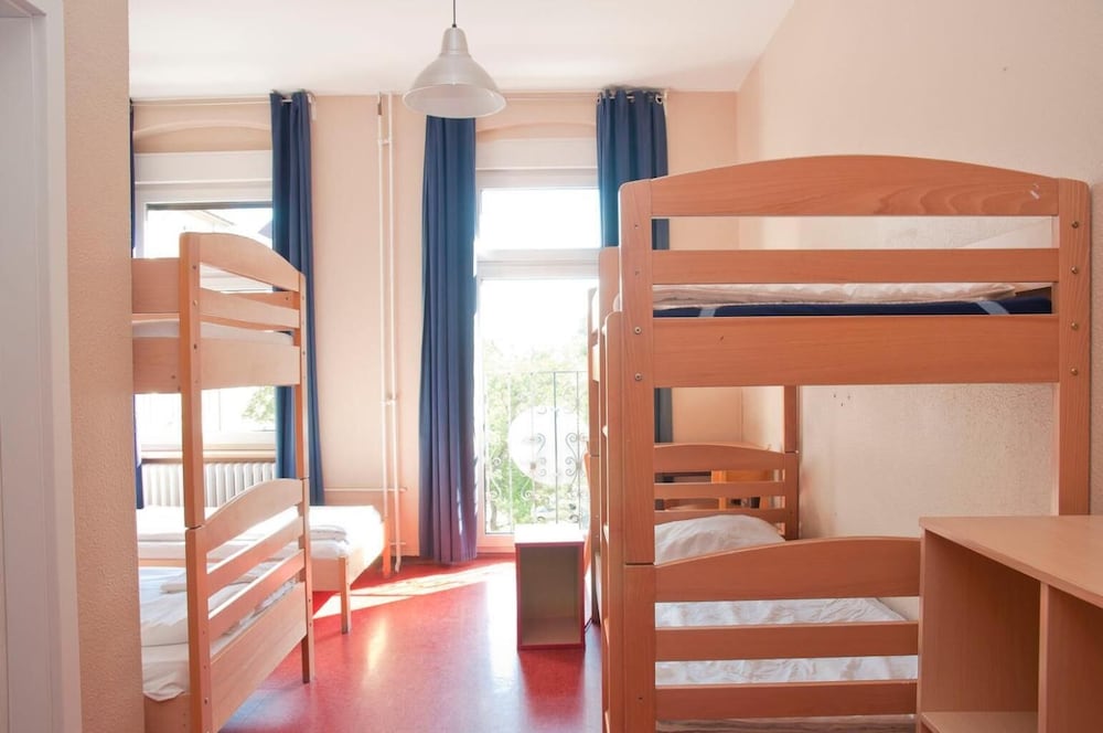Happy Hotel Berlin 30/50