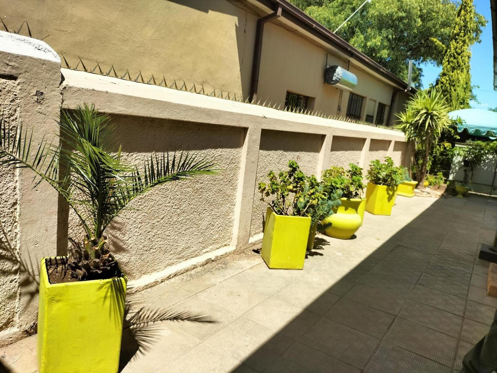 Garden Cottage Guest House 1/15