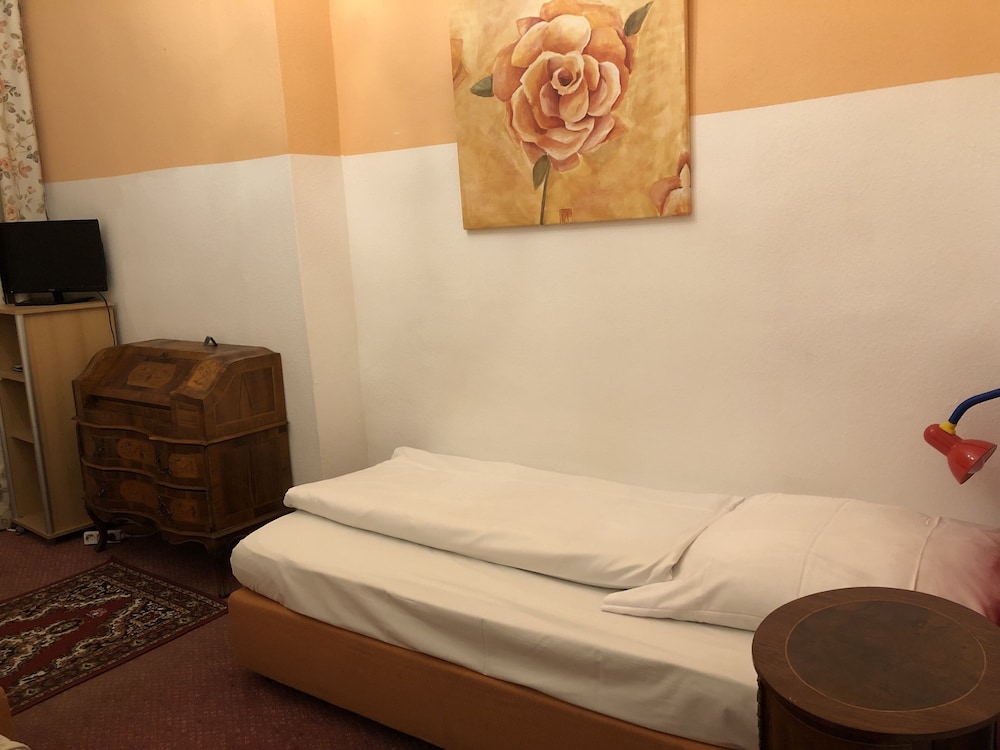 Hotel Galleria 18/50