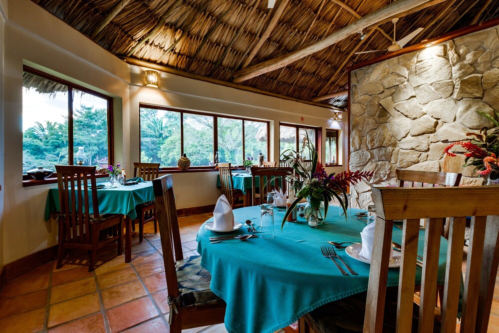 Tanager RainForest Lodge 40/64