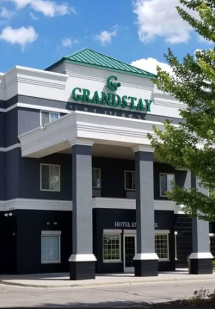 GrandStay Hotel and Conference 2/49